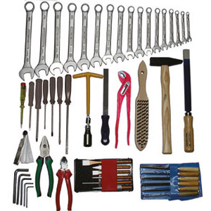 985G 3 - UTENSILI IN ASSORTIMENTO - Prod. SCU